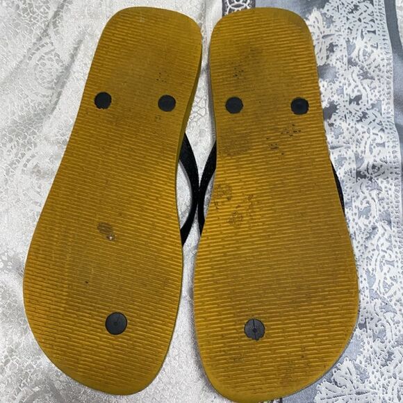 Mickey Mouse Mens havaianas Size 11/12 or 45/46 - Picture 2 of 2